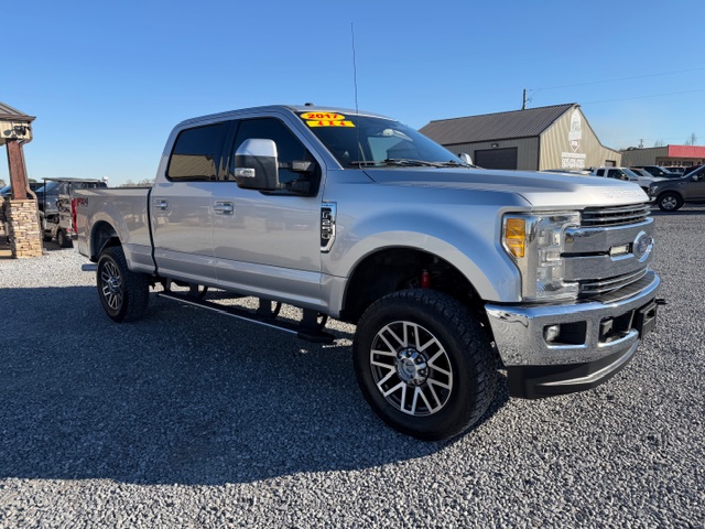 2017 Ford F-250 Super Duty Lariat's photo
