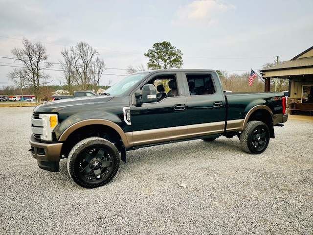 2017 Ford F-250 Super Duty King Ranch's photo