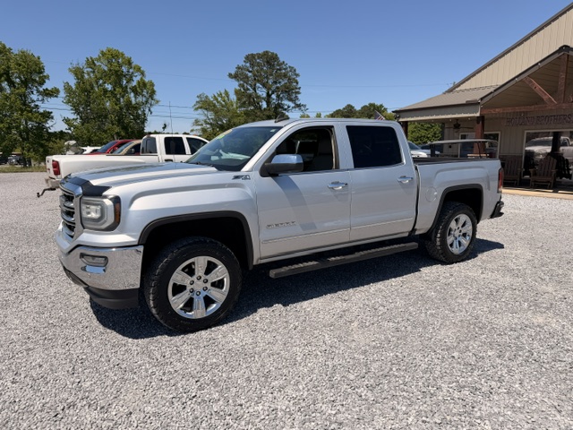 2017 GMC Sierra 4WD Crew Cab Short Box SLT's photo