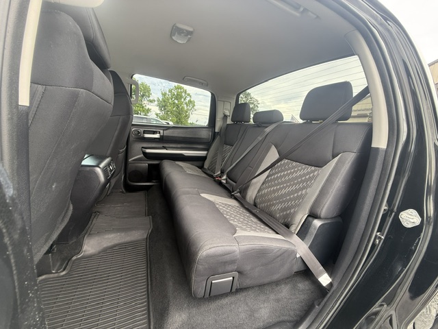 2018 Toyota Tundra SR5 - Photo 9