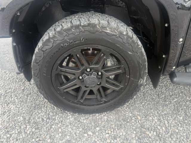 2018 Toyota Tundra SR5 - Photo 14