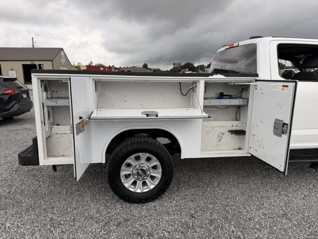 2022 Ford F-350 Super Duty XL - Photo 14