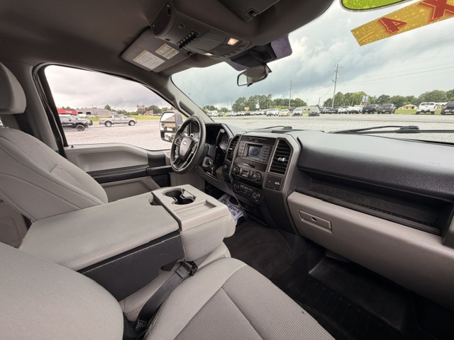 2022 Ford F-350 Super Duty XL - Photo 8