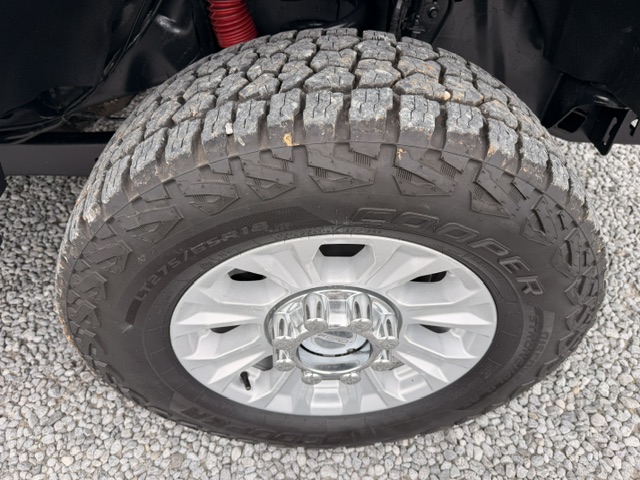 2022 Ford F-350 Super Duty XL - Photo 12