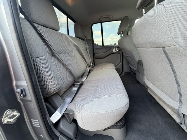 2019 Nissan Frontier SV - Photo 11