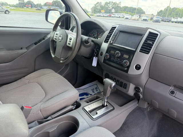 2019 Nissan Frontier SV - Photo 10