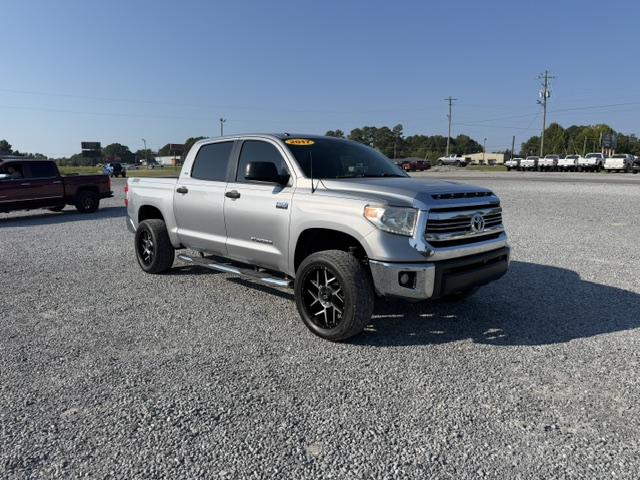 2017 Toyota Tundra SR5